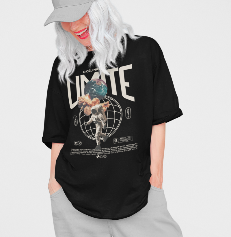 Camiseta Oversized O Céu não é o Limite